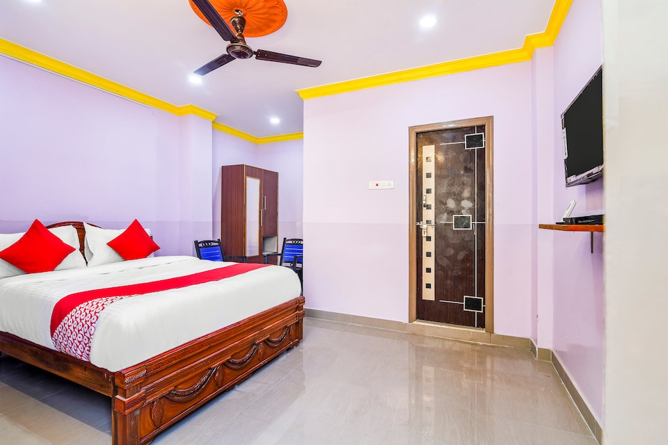 OYO 36645 Chandra Residency, Kanipakam, Chittoor
