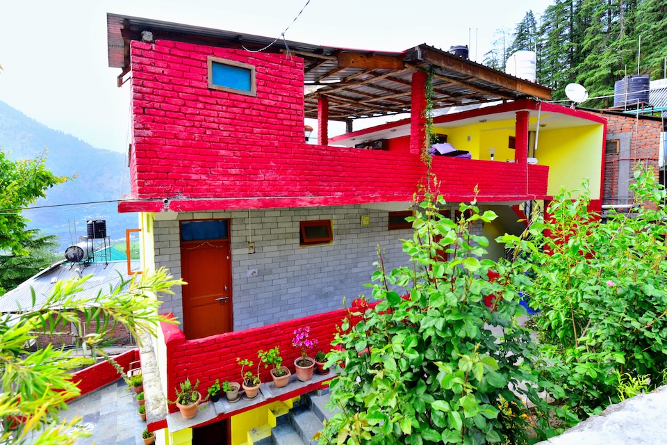 SPOT ON Pappu Homestay, Naggar Road, Manali