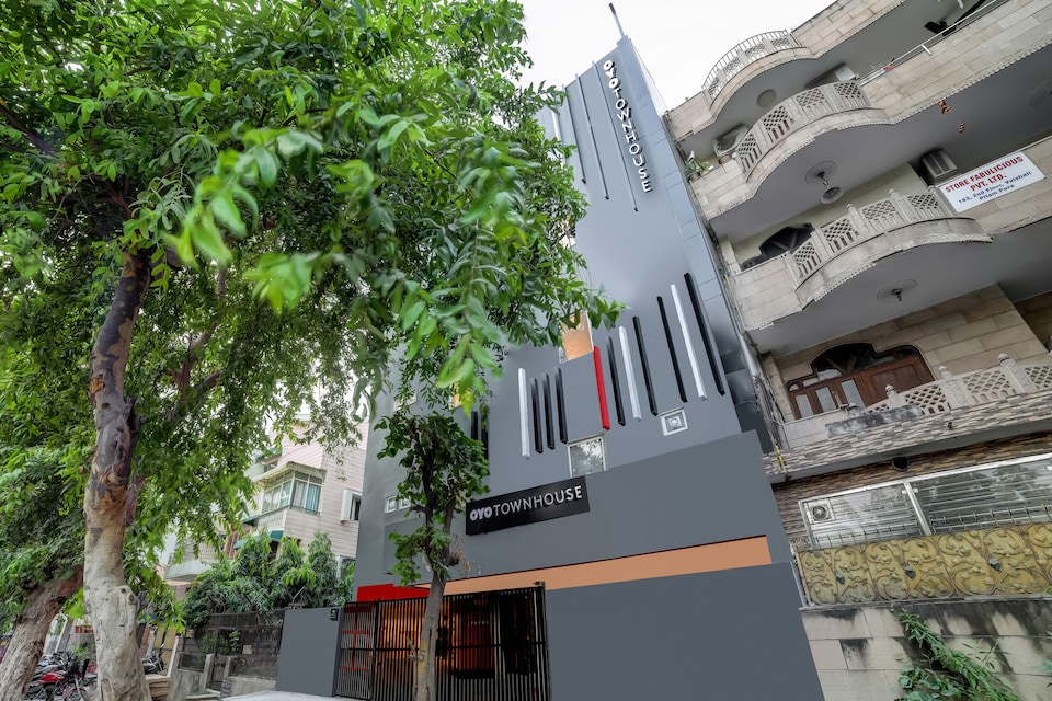 OYO Townhouse 286 Vaishali Dakshini Pitampura, Pitampura - Rohini Delhi, Delhi