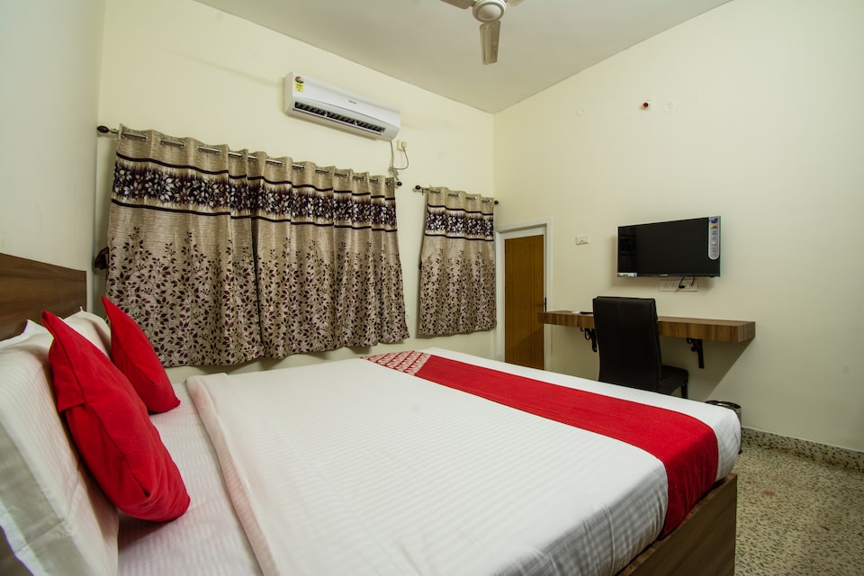 OYO 36672 Vishnu Nx, Guntur, Guntur