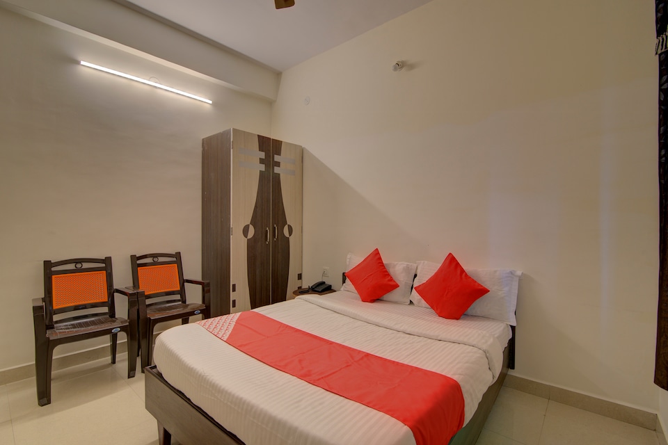 OYO 36675 Sri Varasiddi Vinayaka Residency, Chittoor city, Chittoor