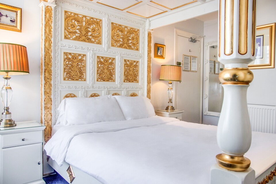 OYO Court Craven Guest House , Brighton, Brighton