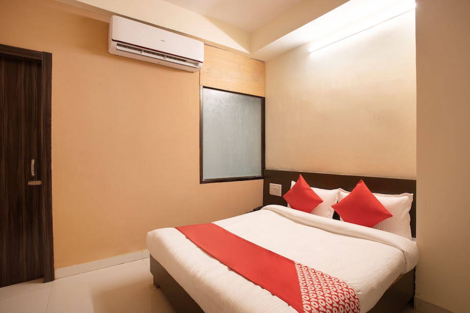 OYO 36710 Shree Tekchand Ji Maharaj Darji Dharamshala, Mahakal Temple 1, Ujjain