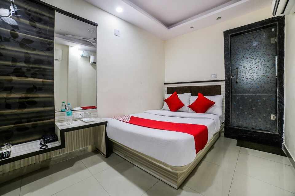 OYO 36716 Arjun Deluxe Guest House, Paharganj Delhi, Delhi