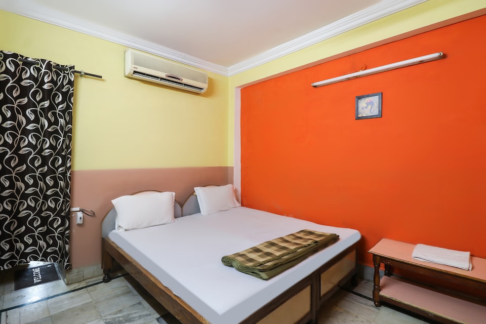 SPOT ON 36717 Gajendra Plaza, Bilaspur, Bilaspur