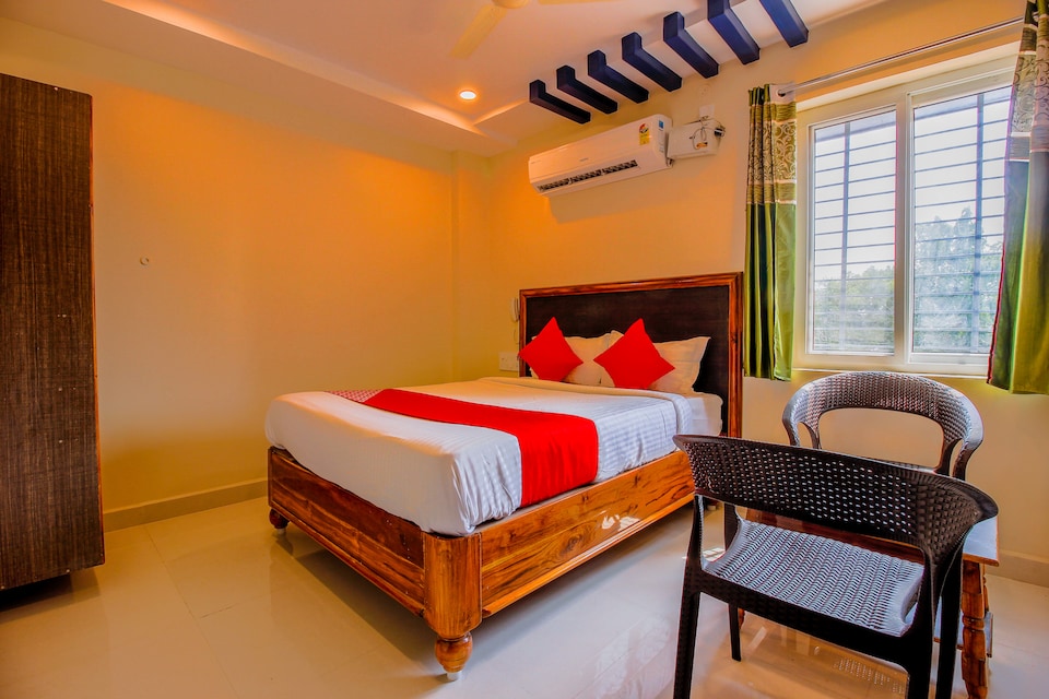 OYO 36823 Hotel Vamsee Empire, Khammam Khammam, Khammam