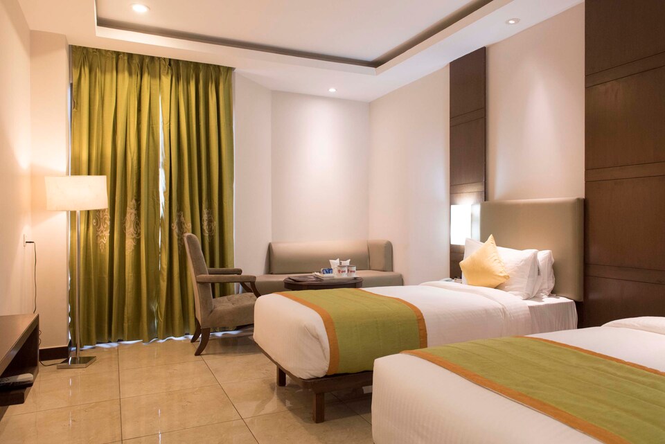 OYO 3605 Hotel Mayflower, Platan Bazar Guwahati, Guwahati