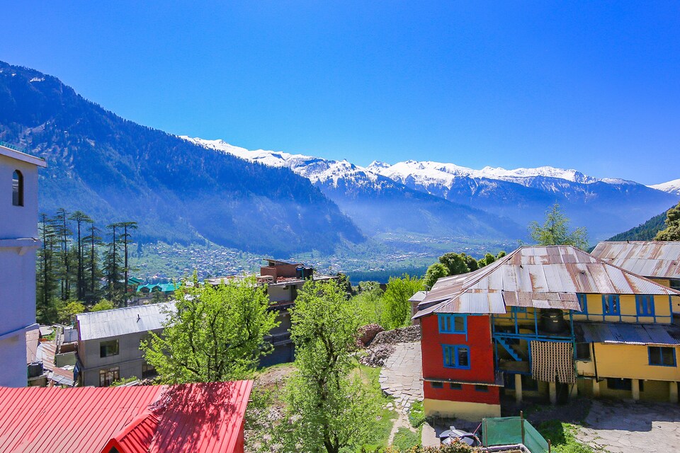 OYO Home 36734 Forest View Suite Siyal, Mall Road Manali, मनाली