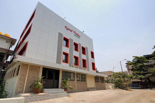 Hotel O Kunal Palace 