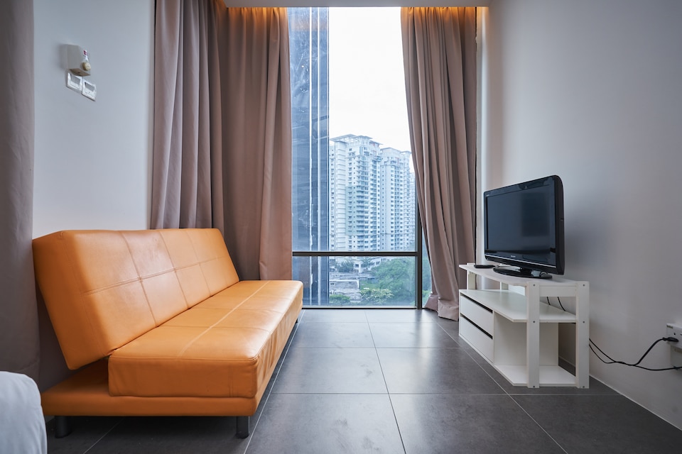 OYO Home 1022 Exceptional 1br Empire Damansara Soho, Damansara Perdana, Petaling Jaya