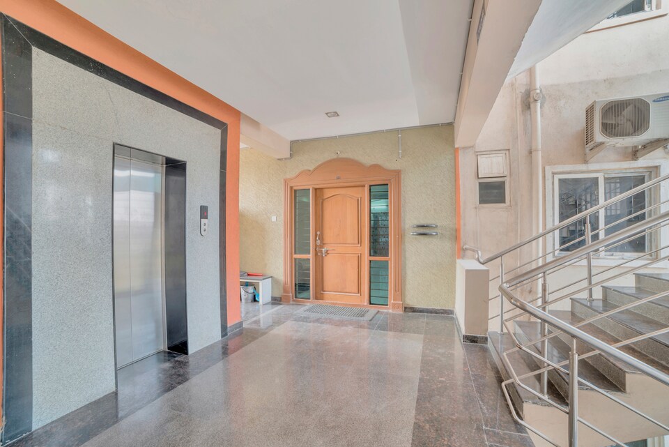 Capital O 3607 Apartment Gachibowli, Gachibowli, हैदराबाद