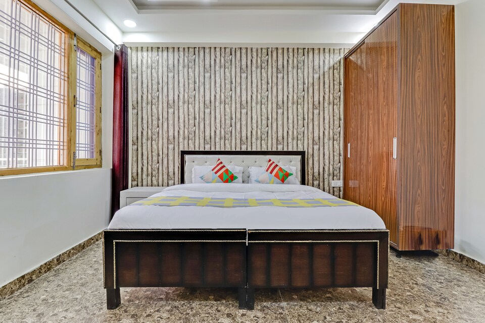 Live on DHN1012 , Rajpur Road Dehradun, Dehradun