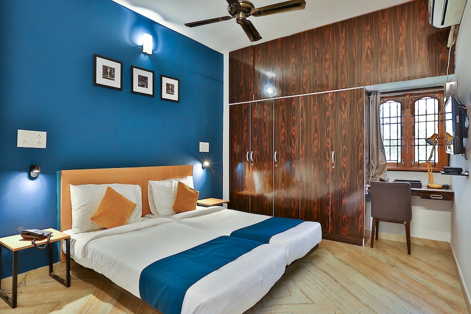 SilverKey Executive Stays 36839 Jayanthi Gardens, Koyambedu Chennai, Chennai