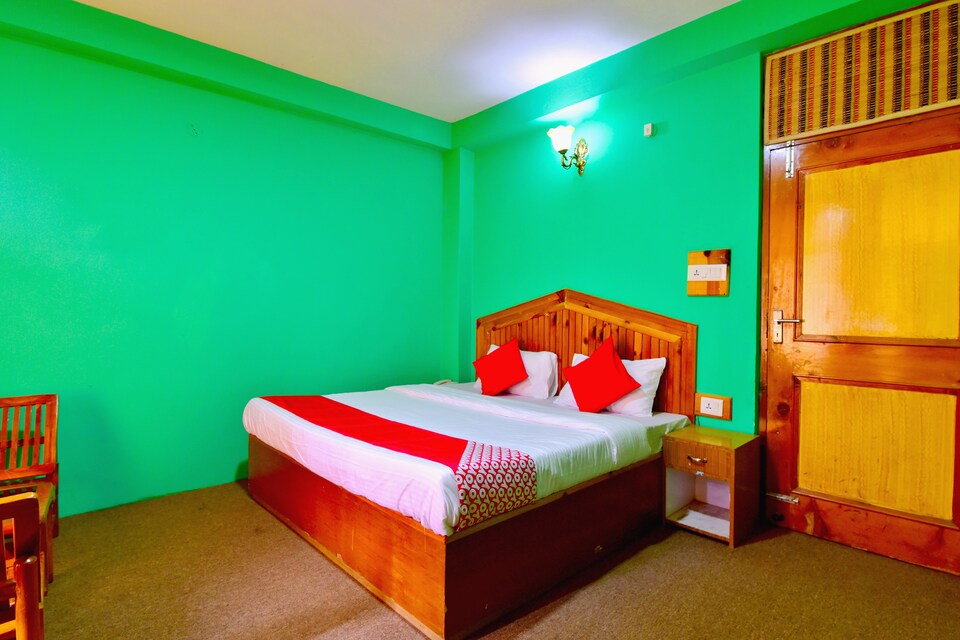 OYO 36862 Kingston, Naggar Road, Manali