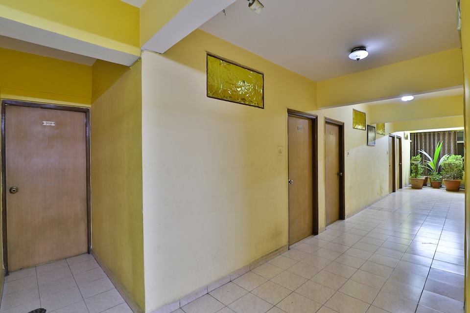 SPOT ON Hotel Ten, Vapi, Vapi