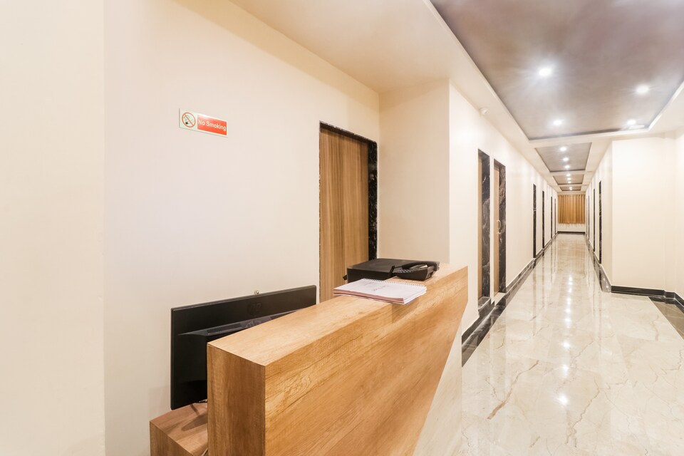 OYO Flagship 36898 Hotel Kalawati Palace Hyderabad Gate BHU, Lanka, Varanasi