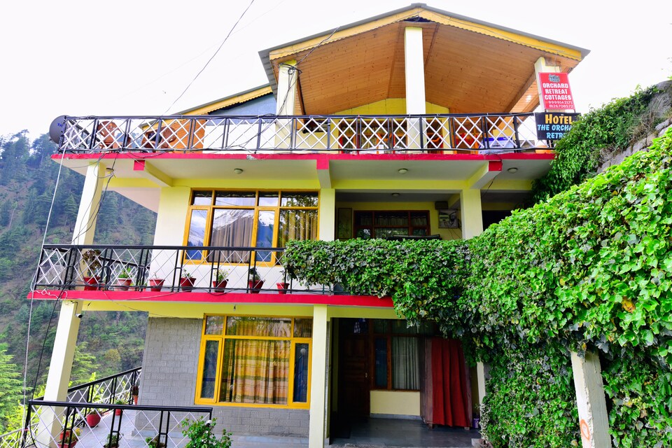 OYO 36905 Orchard Retreat, Kanyal Road, Manali