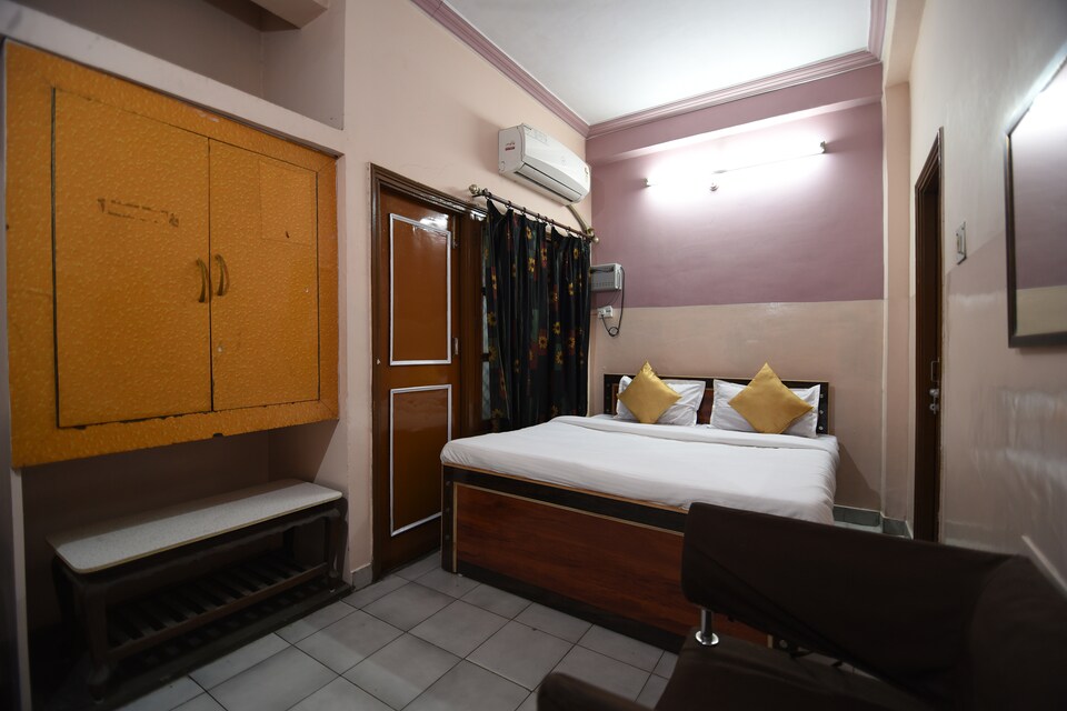 SPOT ON 36965 Hotel Star, Charbagh Lucknow, Lucknow