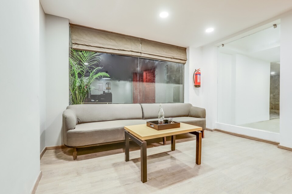 OYO Townhouse 289 Sector 47 Near Bharat Petroleum Gurgaon Near Omaxe Celebration Mall, Huda 2, Gurgaon