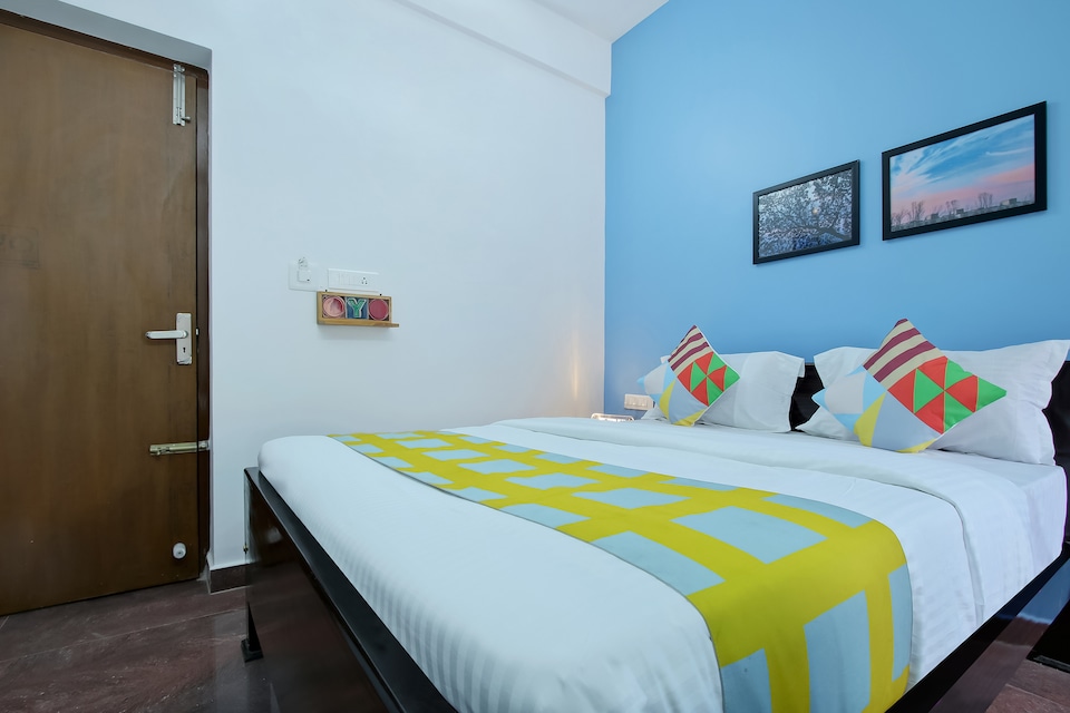 OYO Home 36971 Elegant Studios Ooty, Charing Cross Ooty, Ooty