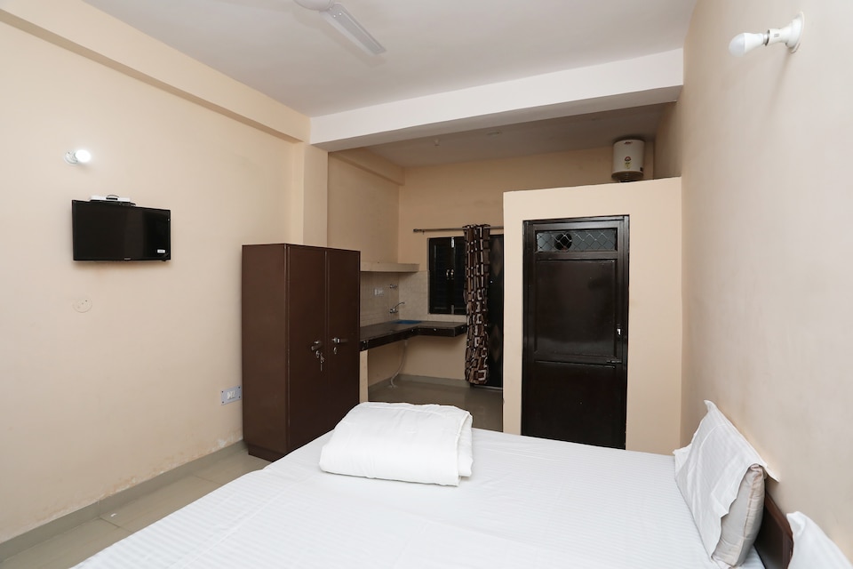 SPOT ON 37005 Shree Shyam Palace, Manesar Gurgaon, Gurgaon
