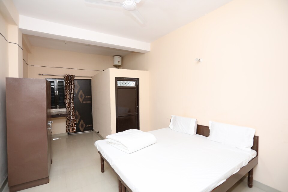 SPOT ON 37005 Shree Shyam Palace, Manesar Gurgaon, Gurgaon