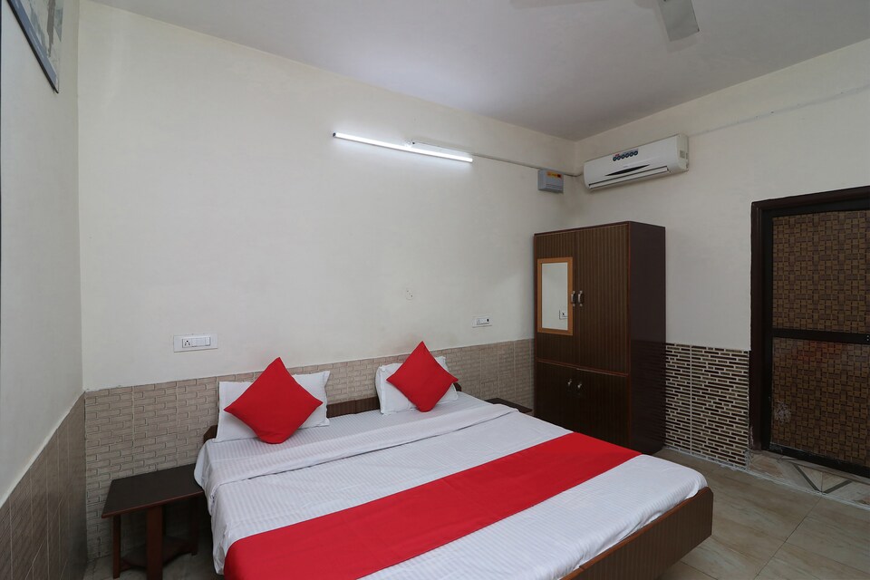 SPOT ON 37009 New Himalayan, Hamirpur city, Hamirpur