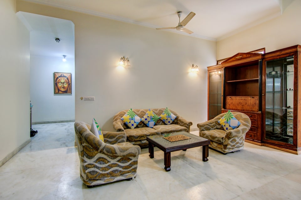 OYO Home 37010 Comfortable Stay Vasant Kunj, Saket Delhi, Delhi