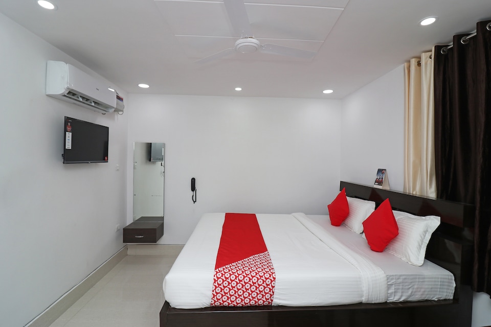 OYO Flagship Kutumbakam Guest House, Bailey Road, Patna