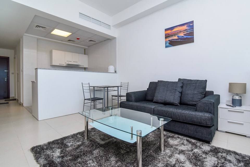 OYO Home 175 StudioAl Khail Heights, Al Quoz, Dubai