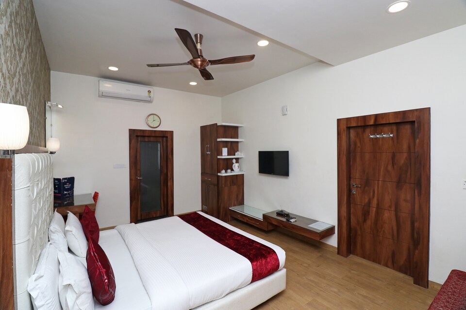 OYO Hotel Pandav, Pachmarhi, Pachmarhi