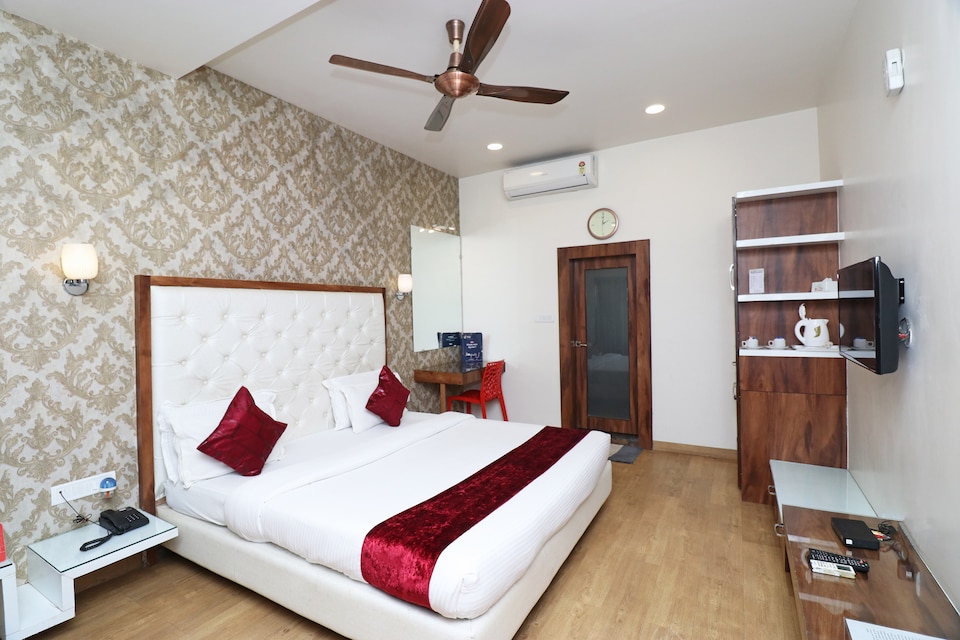 OYO Hotel Pandav, Pachmarhi, Pachmarhi