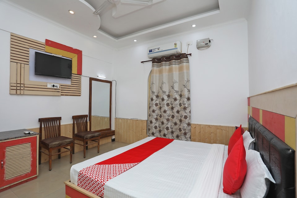 OYO 37033 Hotel Evergreen, Solan, Solan