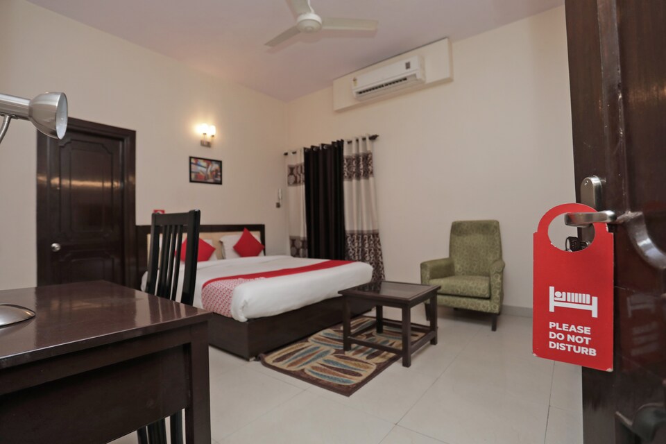 OYO 37035 Royal Residency Resorts, Bawal, Bawal