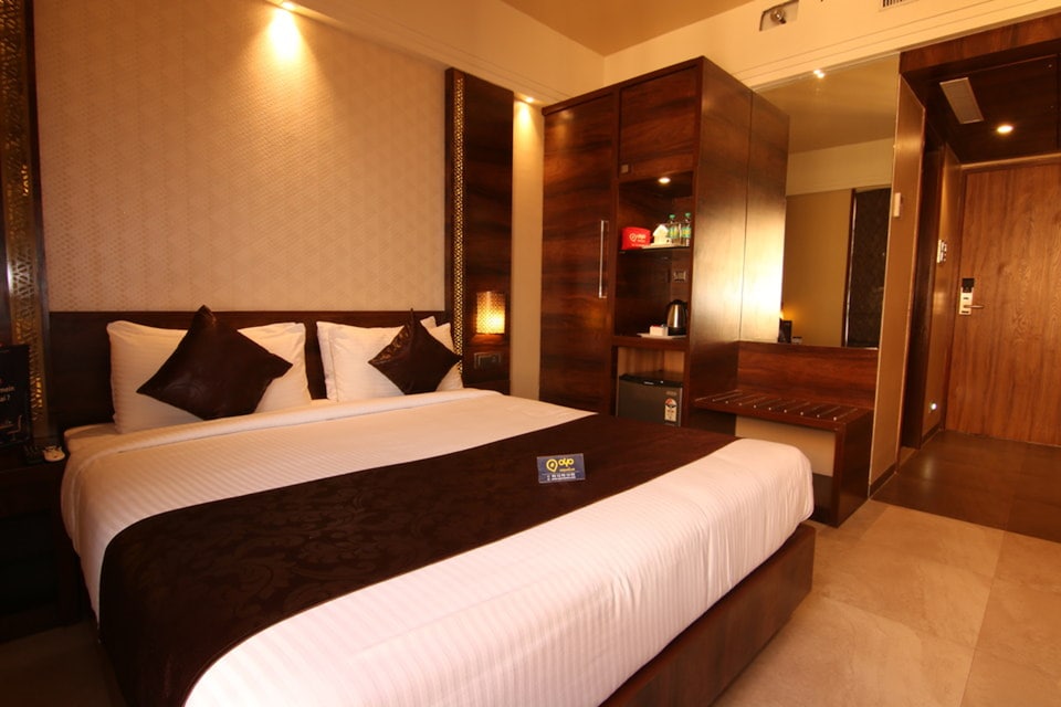 OYO 629 Hotel New Bengal, Mumbai CST-Churchgate-Colaba, Mumbai
