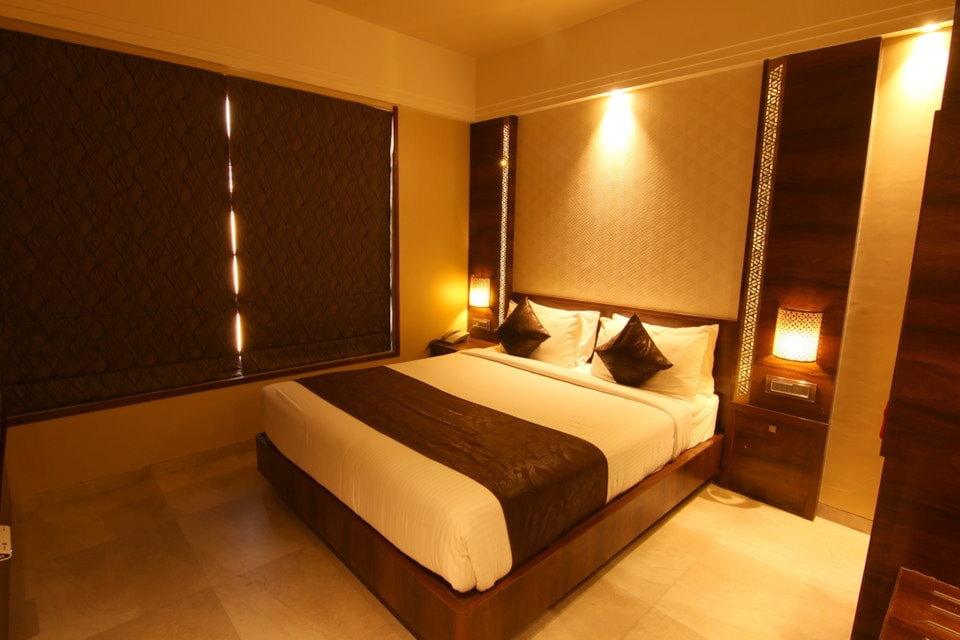OYO 629 Hotel New Bengal, Mumbai CST-Churchgate-Colaba, Mumbai