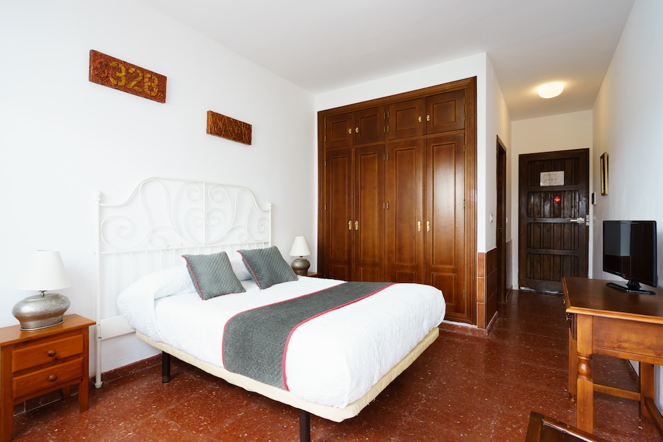 OYO Hotel Las Errizas, Alcala del Valle, Alcala-del-Valle