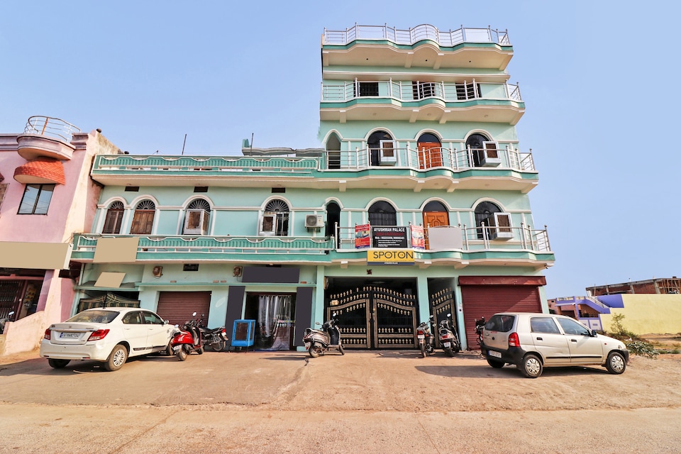 SPOT ON 37040 Hotel Ayushman Palace, Bilaspur, Bilaspur
