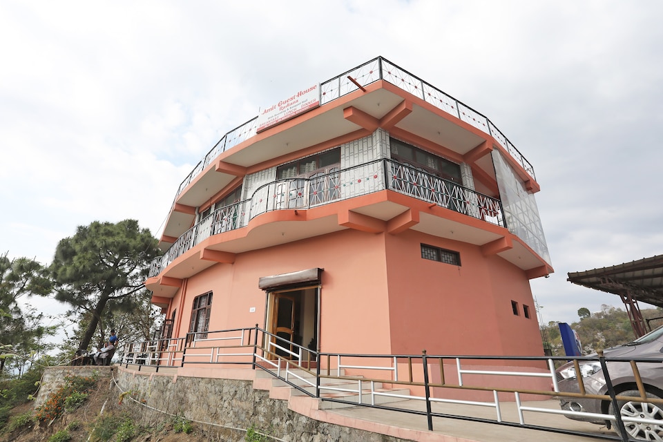 OYO 37054 Amit Guest House, Solan, Solan