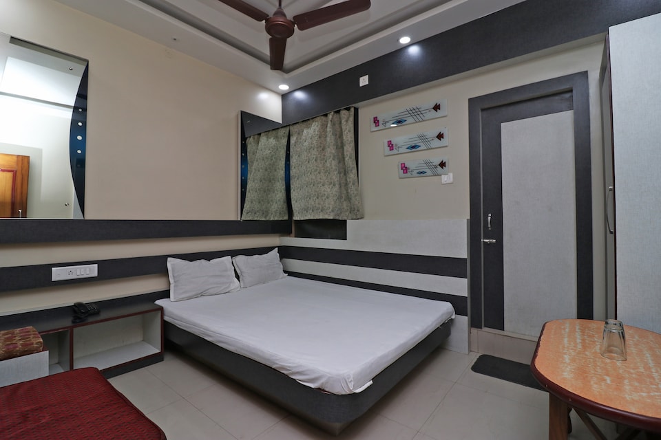 SPOT ON 37064 Hotel Sanskar Residential, Muzaffarpur, Muzaffarpur