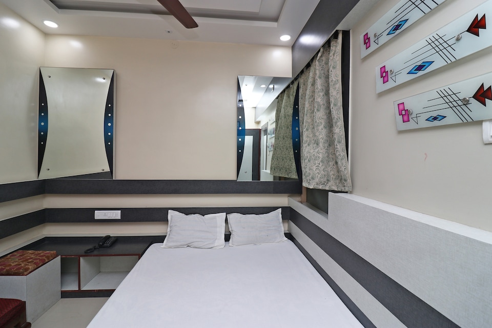 SPOT ON 37064 Hotel Sanskar Residential, Muzaffarpur, Muzaffarpur