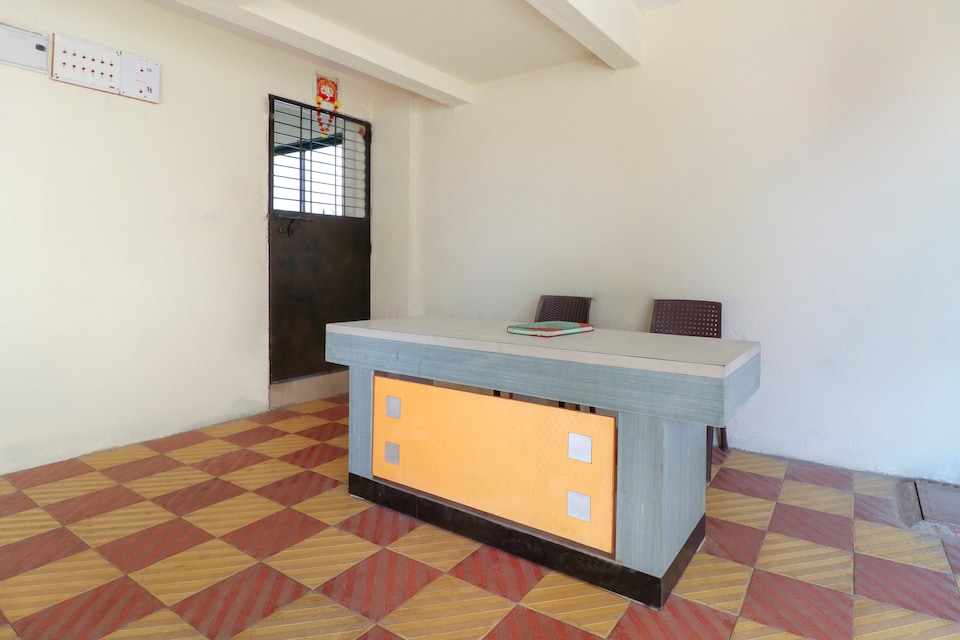 SPOT ON Sai Sidhi Lodge, Hadapsar Pune, Pune