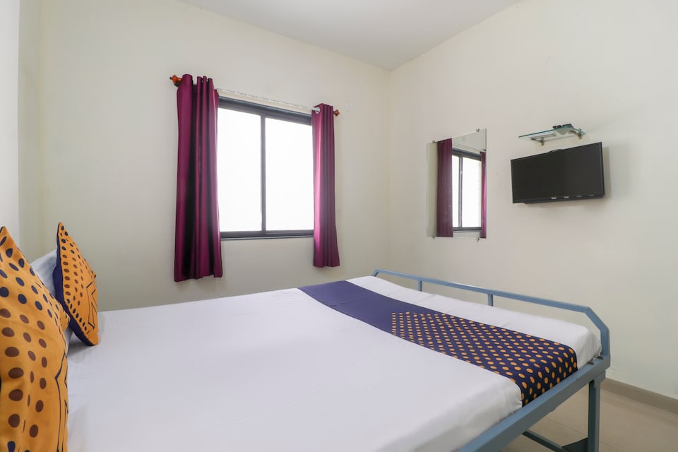 SPOT ON Sai Sidhi Lodge, Hadapsar Pune, Pune