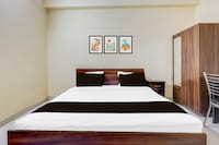 Hotel O Rohini Sector 18 Metro Station Formerly Mohit Plaza