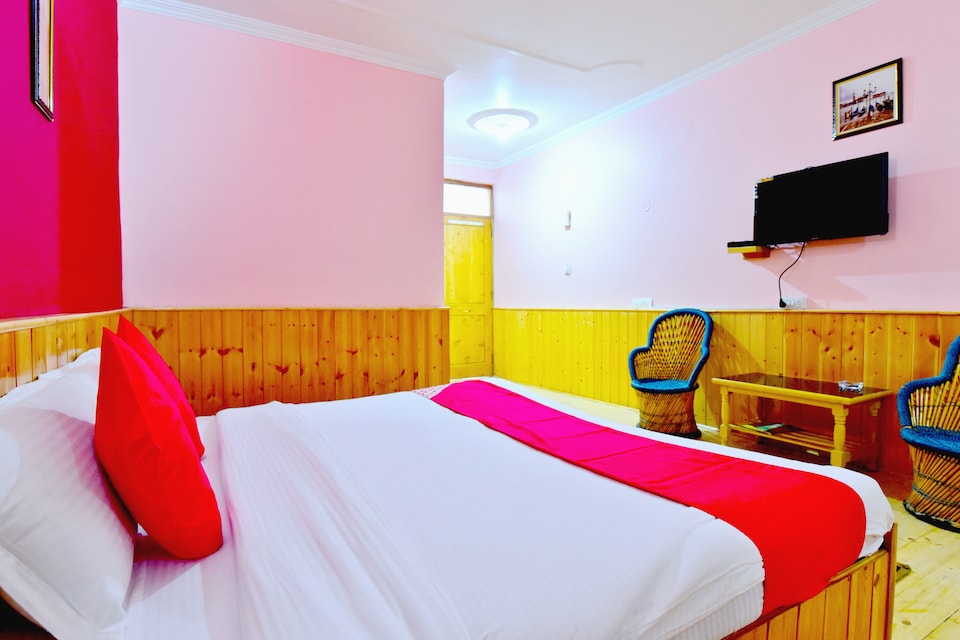 OYO 37133 Tara Guest House, Old Manali Road, Manali
