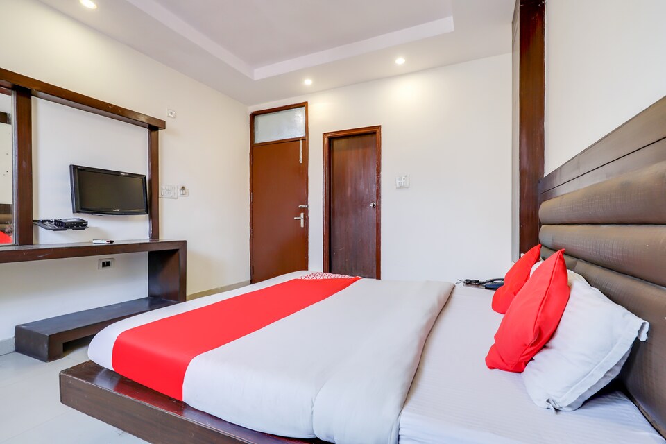 OYO 37142 Akshay Dx, Paharganj Delhi, Delhi