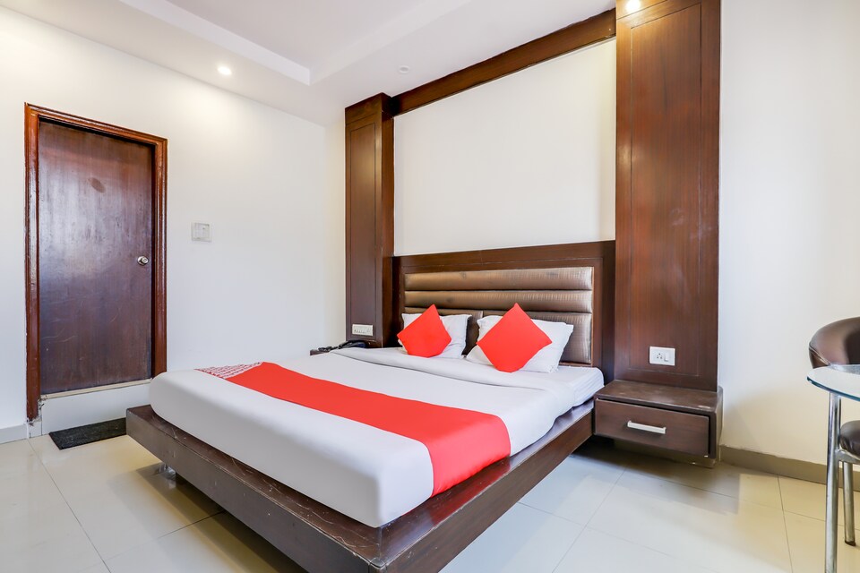 OYO 37142 Akshay Dx, Paharganj Delhi, Delhi