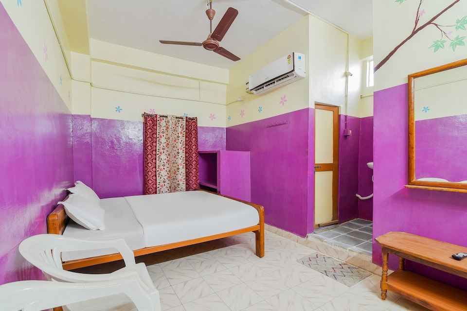 SPOT ON 37145 Sri Venkateswara Deluxe Lodge, Kanipakam, Chittoor