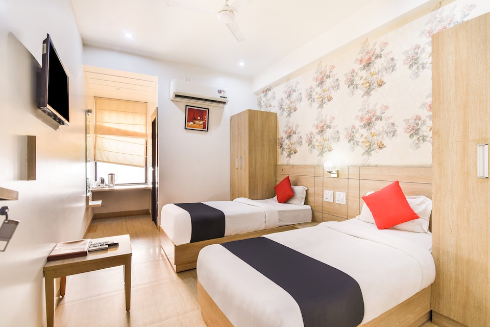Capital O 37150 Hotel D Blossom, Bhiwadi, Bhiwadi