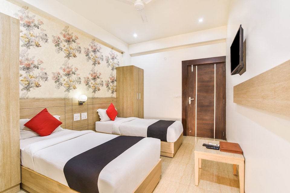 Capital O 37150 Hotel D Blossom, Bhiwadi, Bhiwadi